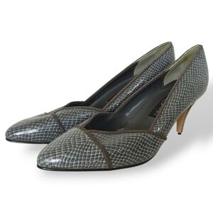 Highlights Gray Snakeskin High Heels Vintage Pointed Toe Animal Print Neutral